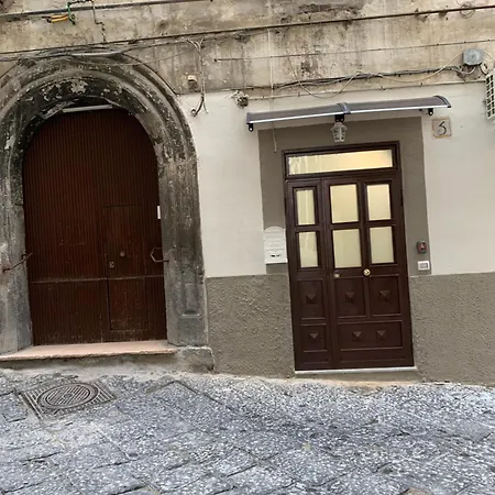 Διαμέρισμα Il Basso Di Donna Assunta Νάπολη