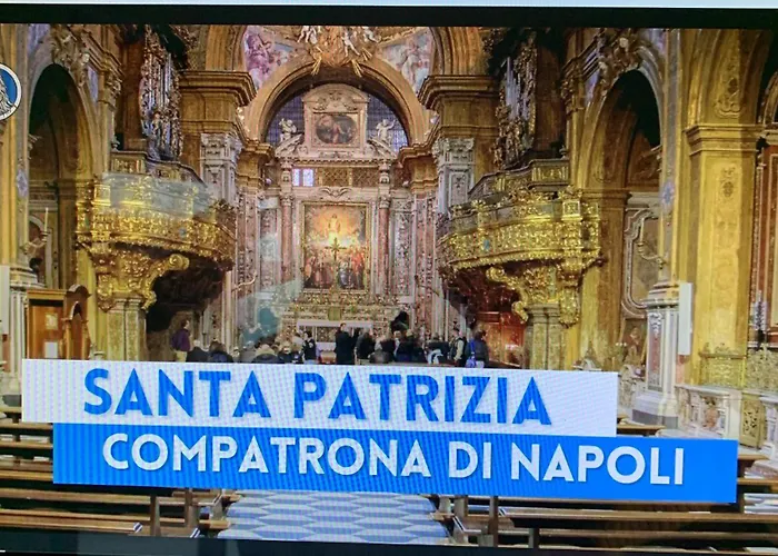 Il Basso Di Donna Assunta * Naples