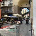 Il Basso Di Donna Assunta Lejlighed *